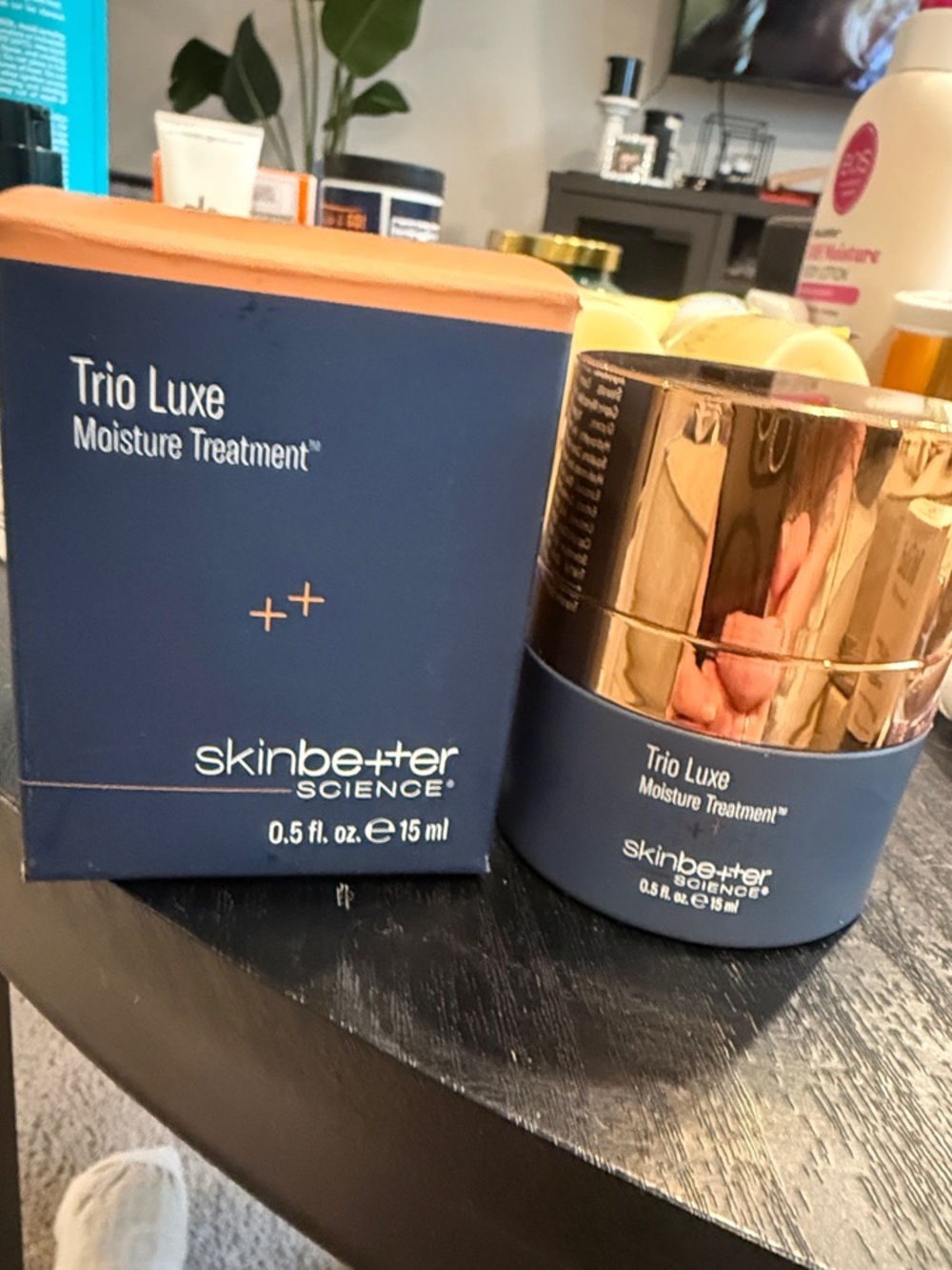 skinbetter science Trio Luxe Moisture Treatment - Blue & Rose Gold